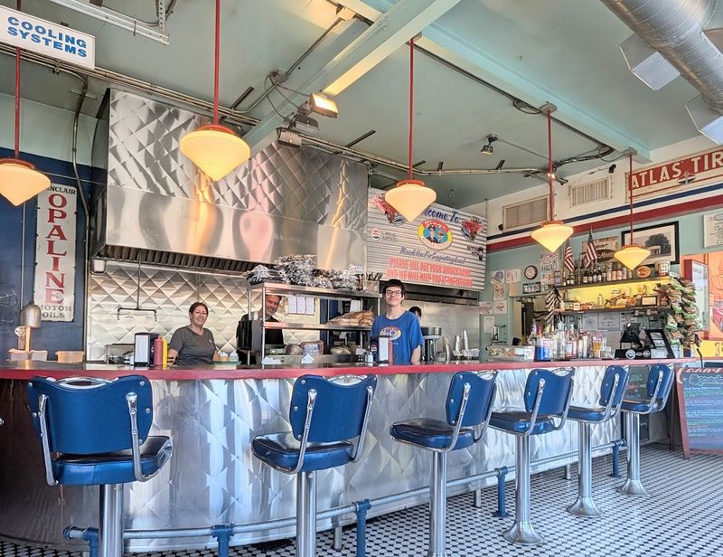 Bing's Burger Station