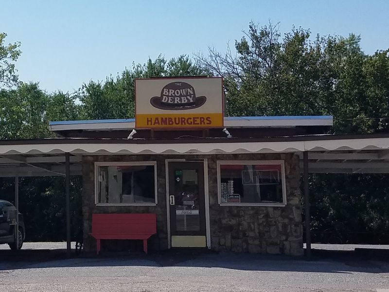 Brown Derby Drive-In