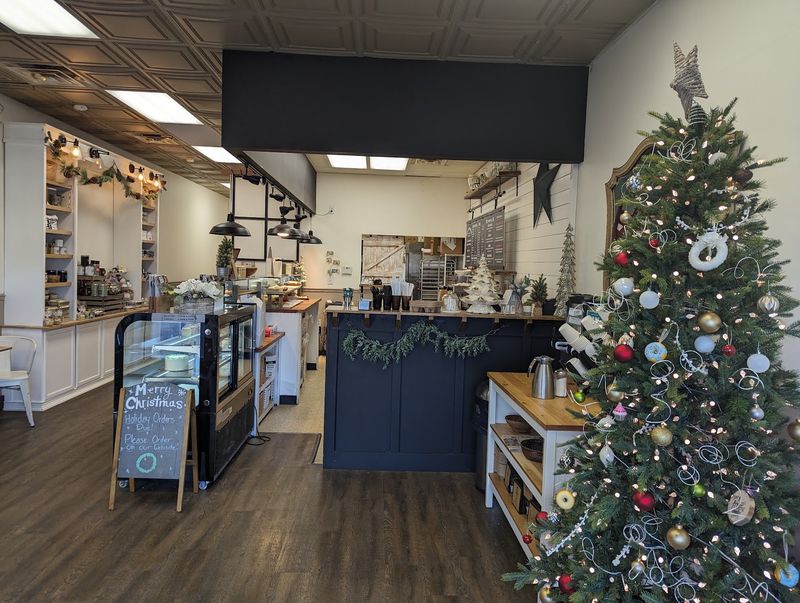Brown's Doughnut & Pastry Co