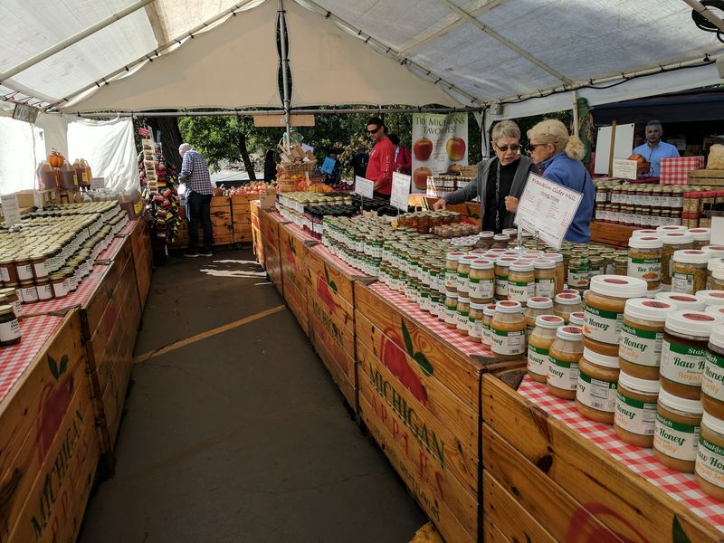 Browse Michigan Foods After Snacking