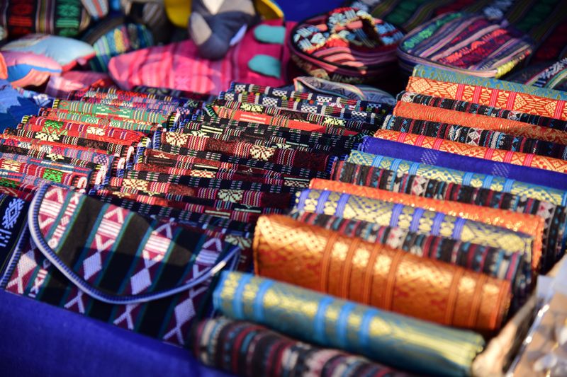 Browse The Arts And Crafts Fair Slowly Browse The Arts And Crafts Fair Slowly