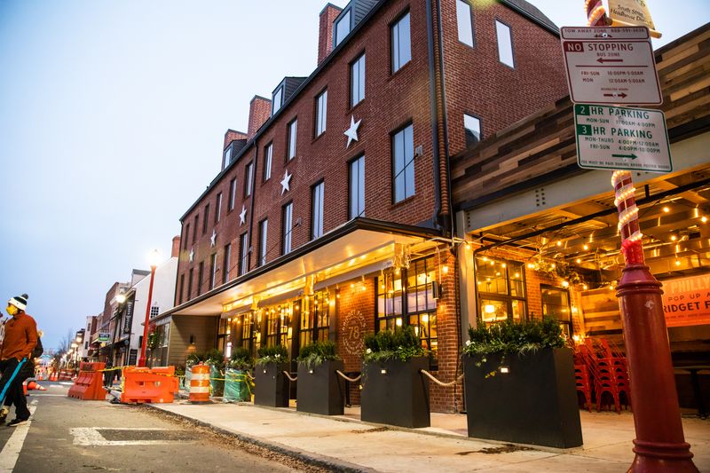 Location Puts You In The Heart Of Everything