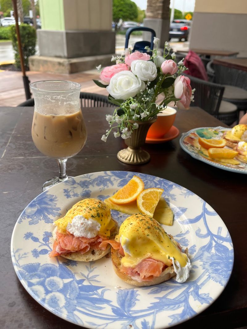 Brunch Favorites Like Eggs Benedict