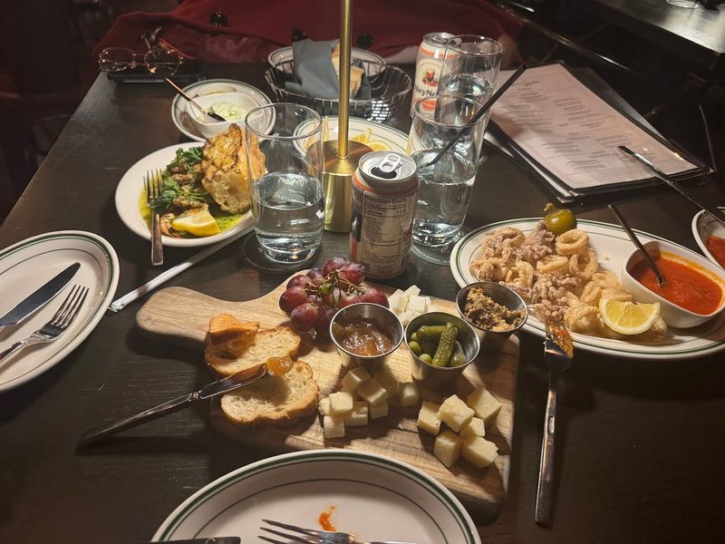 The Freshest Oysters In Center City