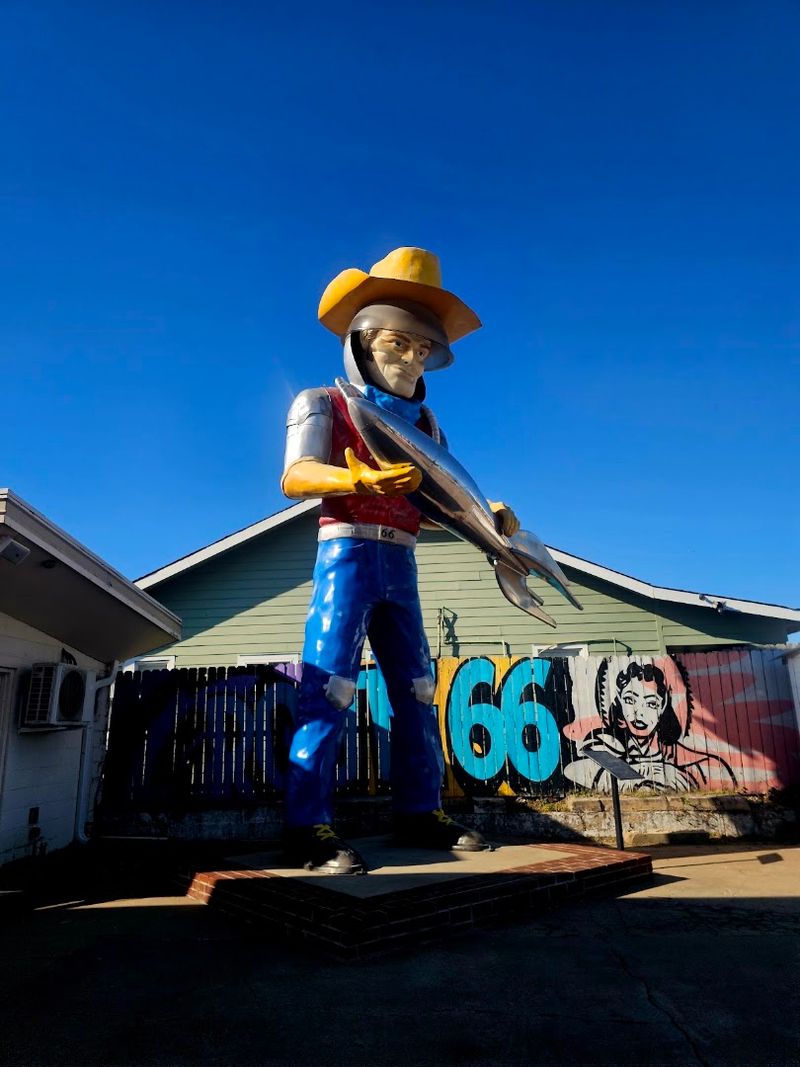 Buck Atom's Cosmic Curios On 66
