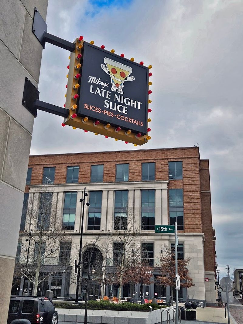 Mikey's Late Night Slice, Columbus
