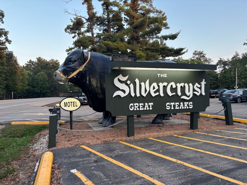 Silvercryst Supper Club & Resort – Wautoma