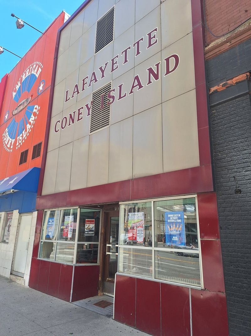Lafayette Coney Island, Detroit