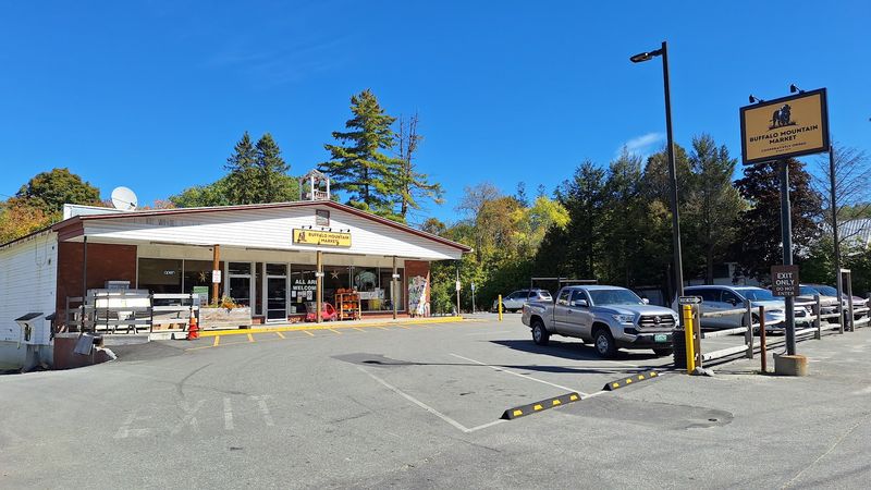 Buffalo Mountain Market Buffalo Mountain Market