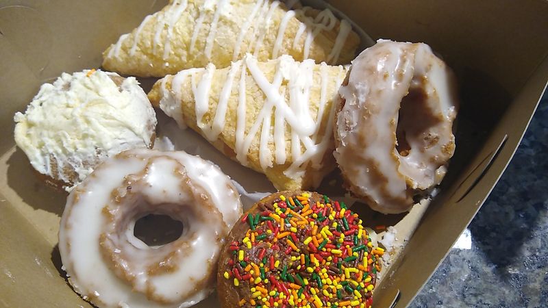 Build A Donut Box With Variety