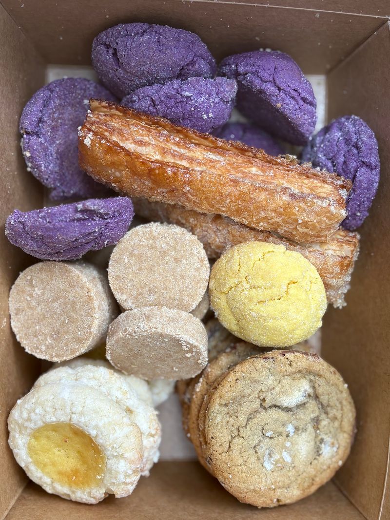 Build A Small Ube Tasting
