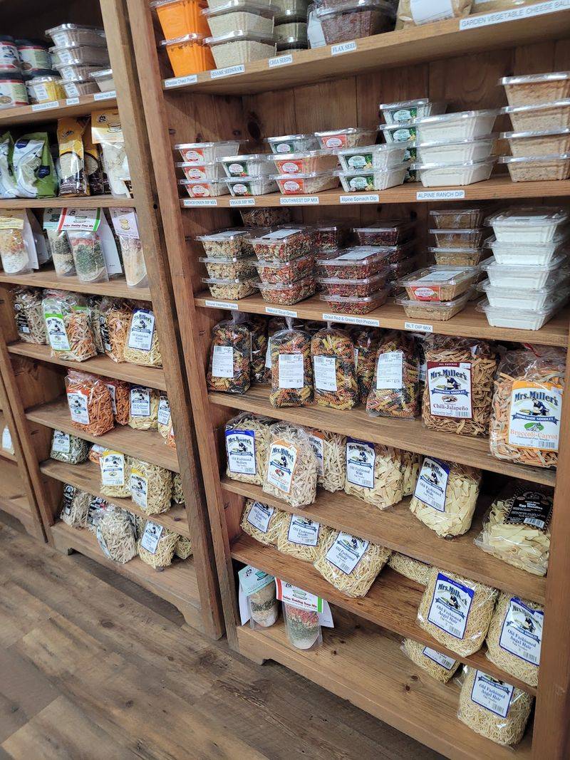 Bulk Food Shelves Turn Browsing Into A Treasure Hunt