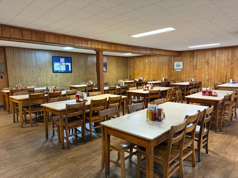 Parker's Barbecue, Wilson