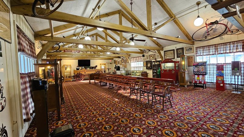 White Fence Farm - Romeoville