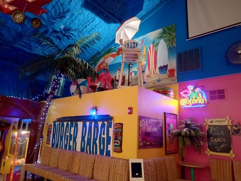 Burger Barge, East Peoria, IL