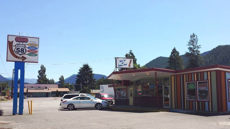 Stewart's 58 Drive-In – Oakridge, Oregon