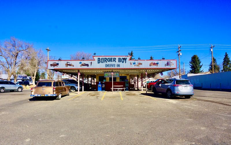 Burger Boy Drive In, Cortez