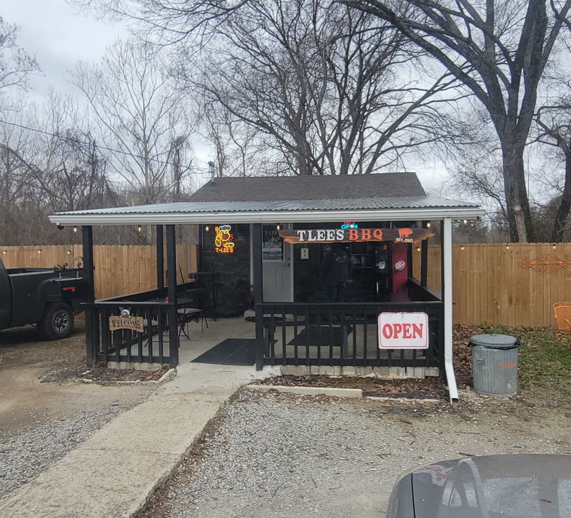 Lee's Bar-B-Q
