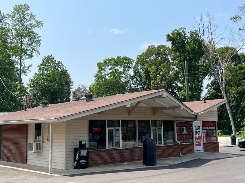 Dari Spot, Gainesville / Clermont