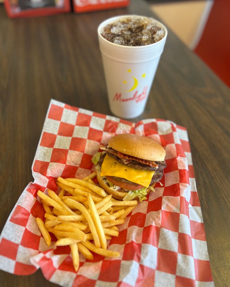 Moonlight Drive-In – Titusville