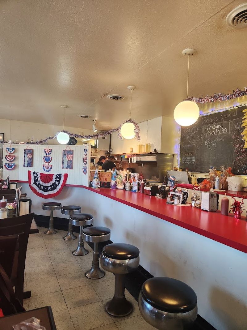 Burger Nook, Herrin