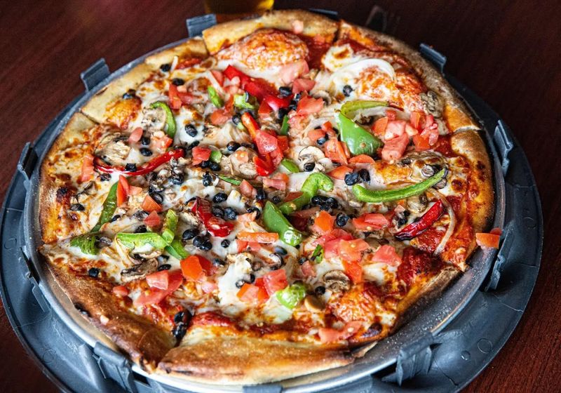 Pizza That Satisfies The Whole Table