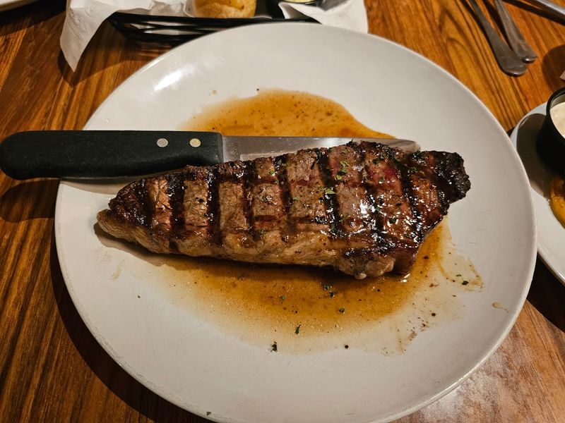 Darrel’s Steak & Seafood, Lake Orion