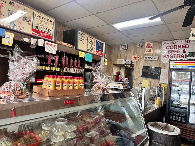 Burt's Deli