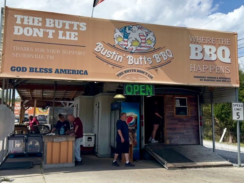 Bustin' Butts BBQ 