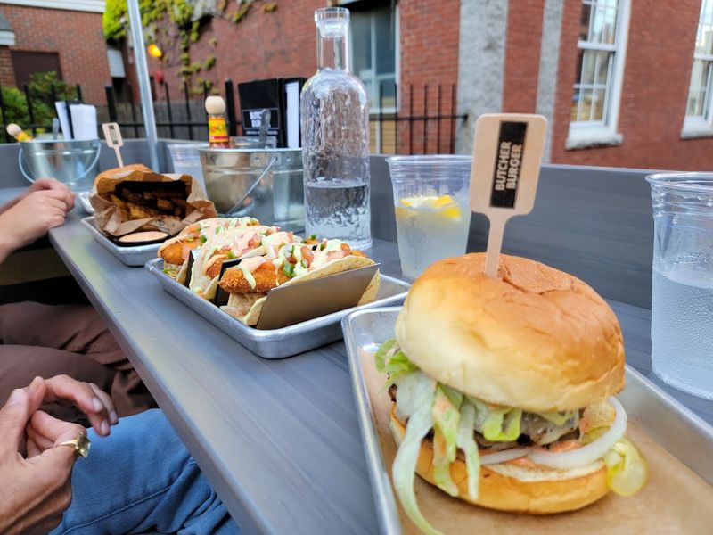 Butcher Burger Old Port