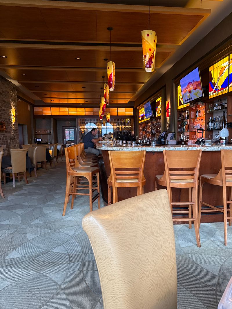 Eddie Merlot's Prime Aged Beef & Seafood – Columbus