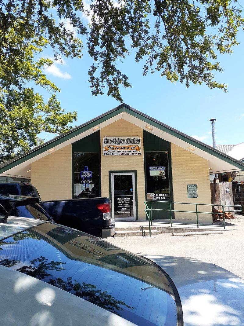 Bar-B-Que Station #2 — Hammond