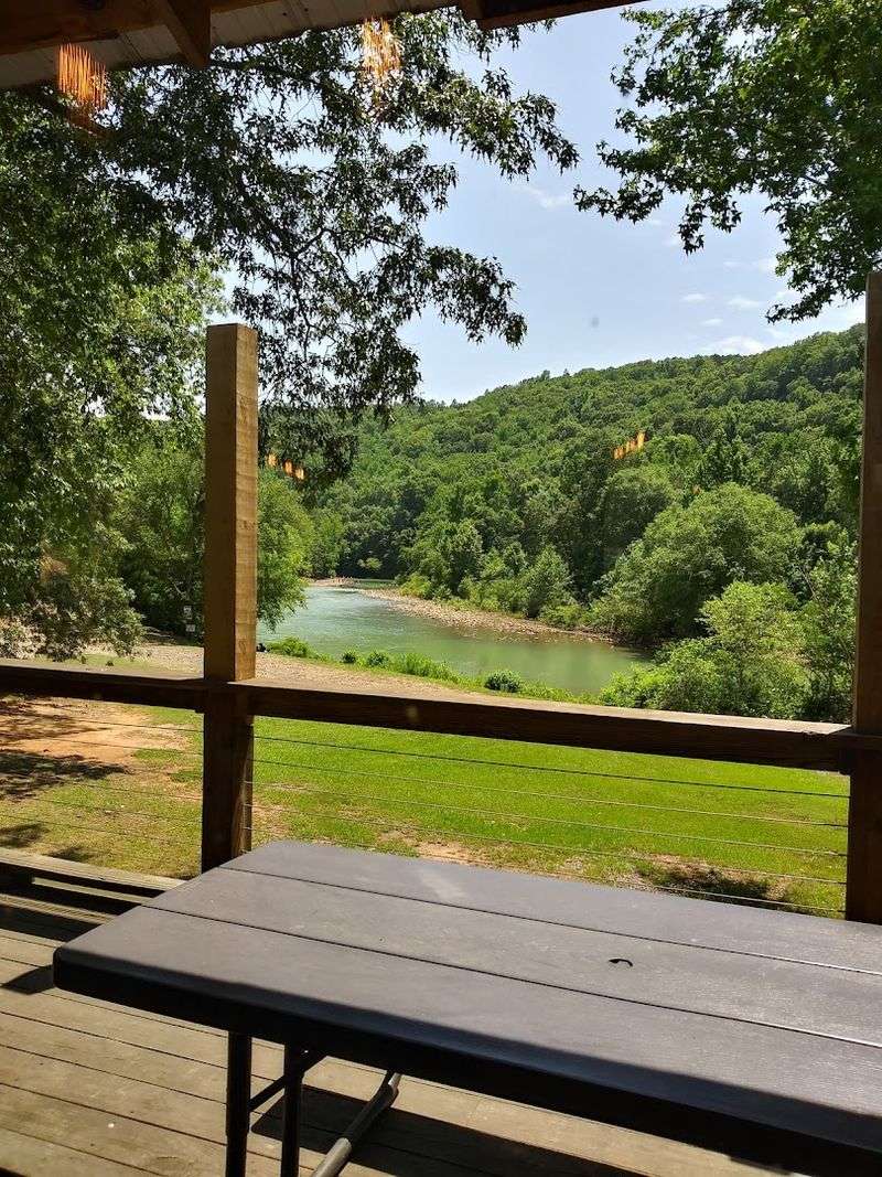 Byrd's Mulberry Riverfront Restaurant, Ozark