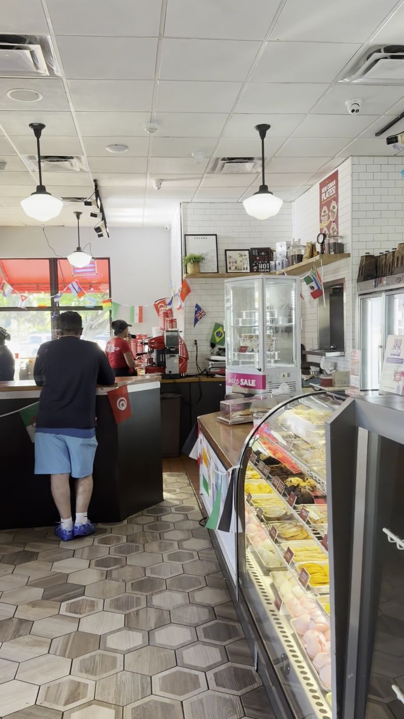 CAO Bakery and Cafe, Miami CAO Bakery and Cafe, Miami