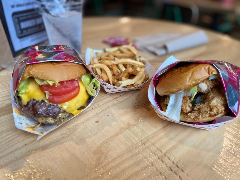 Burger Bar on Jefferson – Fort Wayne