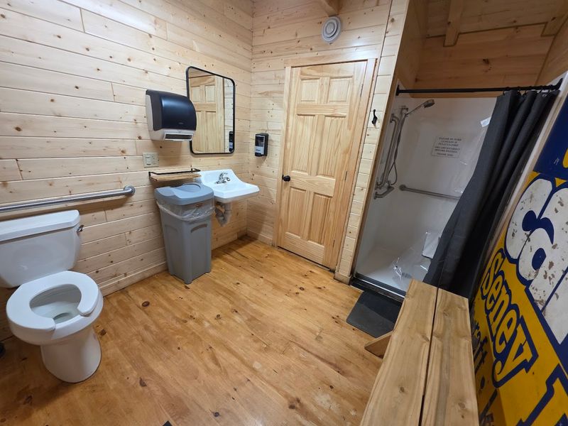 Immaculate Bathhouse And Real-World Conveniences