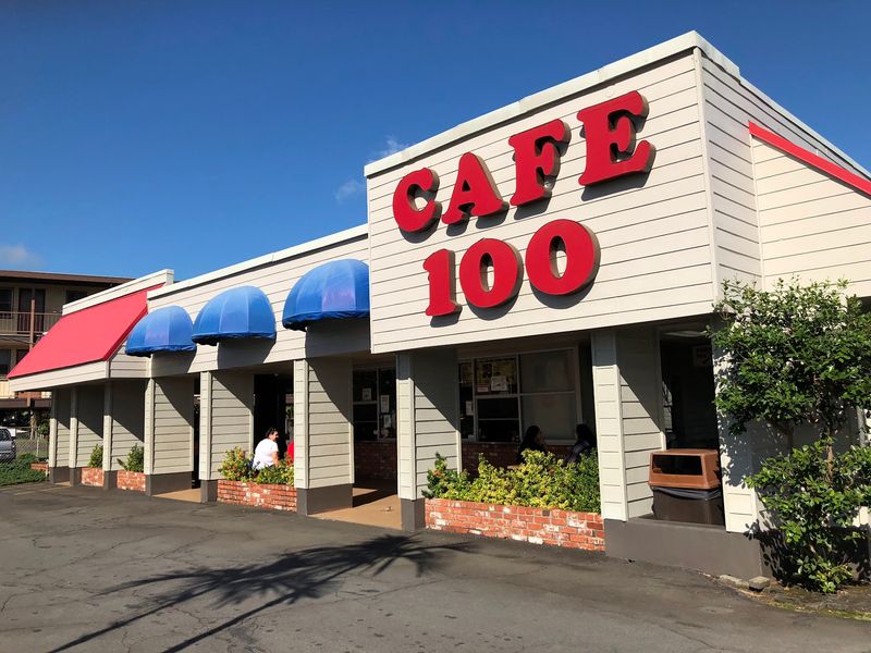 Cafe 100