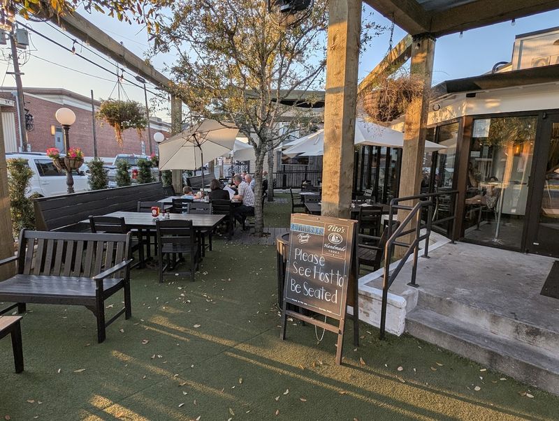 Gattuso's Neighborhood Restaurant & Bar