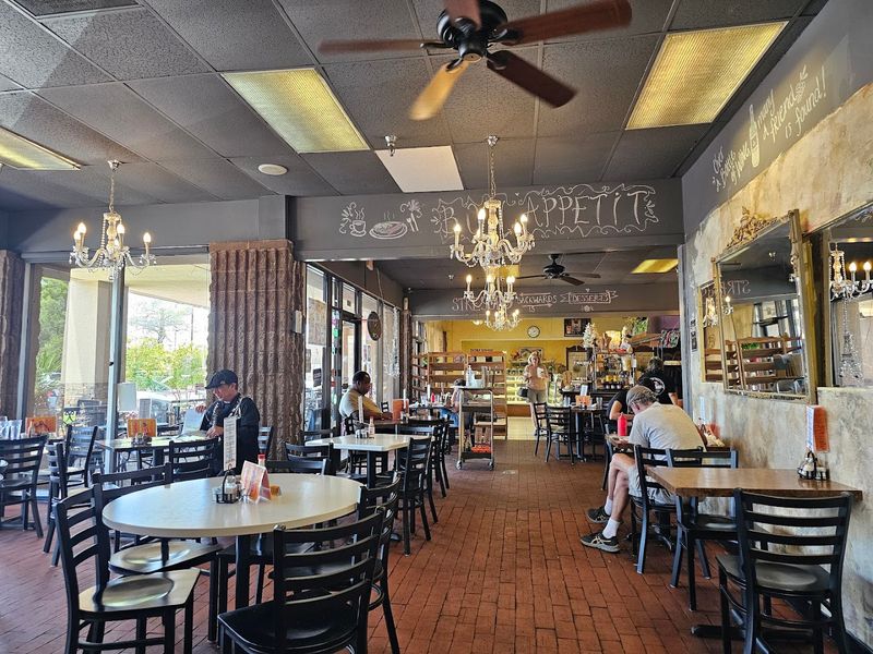 Ghini's French Caffe — Tucson