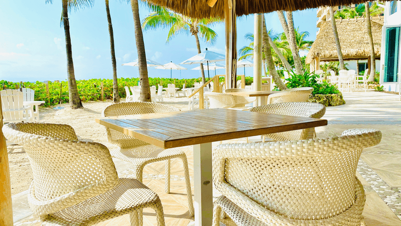 Deep Oceanfront Dining