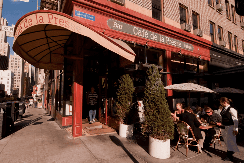 Café De La Presse