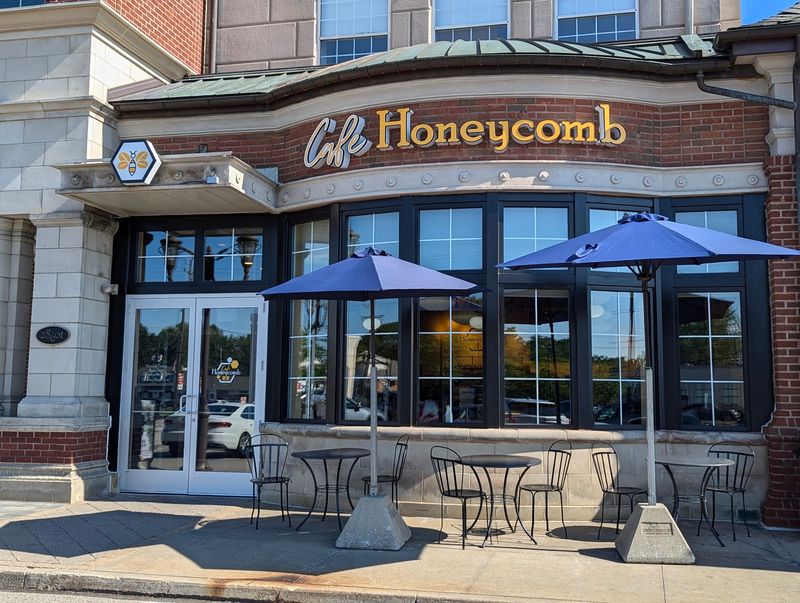 Cafe Honeycomb, Woodmere Cafe Honeycomb, Woodmere