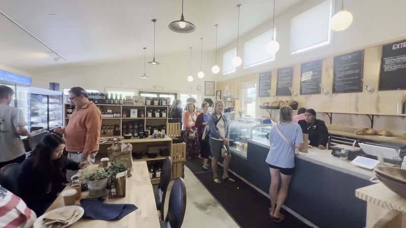 Cafe Hours Shape The Visit