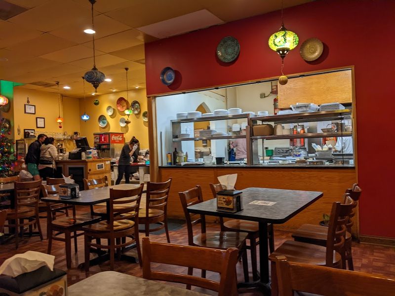 Zizi's Cafe - Chicago