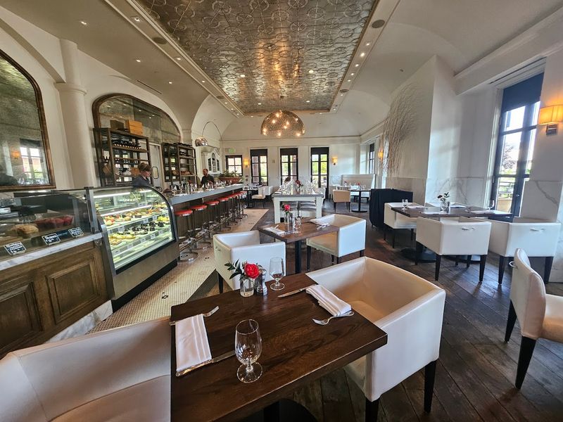 Café Zinc, Midland