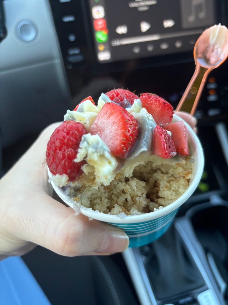 Cake Cups Help Solo Treats Feel Sensible Cake Cups Help Solo Treats Feel Sensible