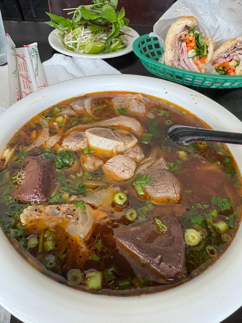 Cali Sandwich & Pho