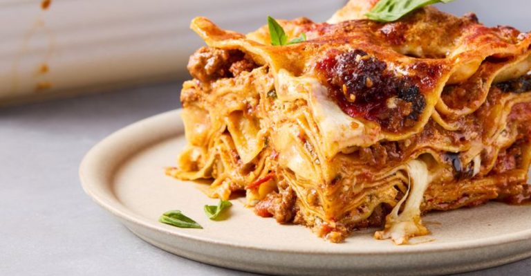 California Pizza Joint Serves Lasagna So Delicious, It’s Earned Coast-To-Coast Praise