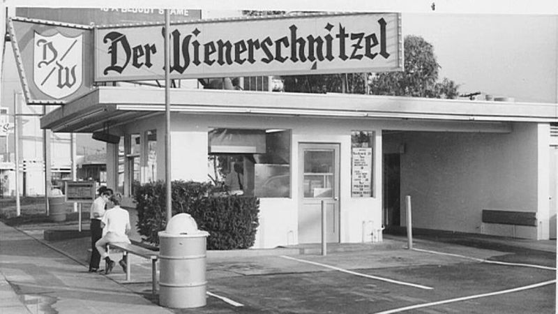 Wienerschnitzel: Hot Dog Empire