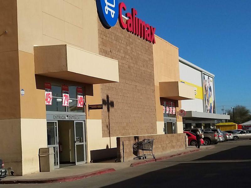 Calimax Market, Yuma